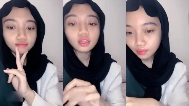 Bokep Indo Rarah Hijaber Toket Gede Colmek 1