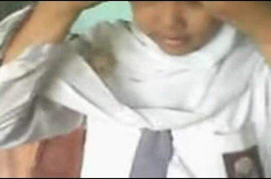 Bokep Siswi SMK Mulia Tempeh Ngentot