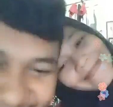 Nenen Pacar Jilbab Hitam