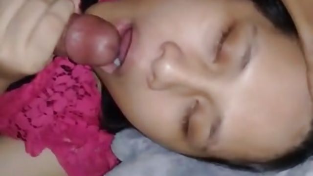 Si Tante Jago Ngemut Depan Kamera