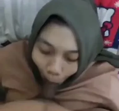 Jilbab Abu-abu Nyepong Enak